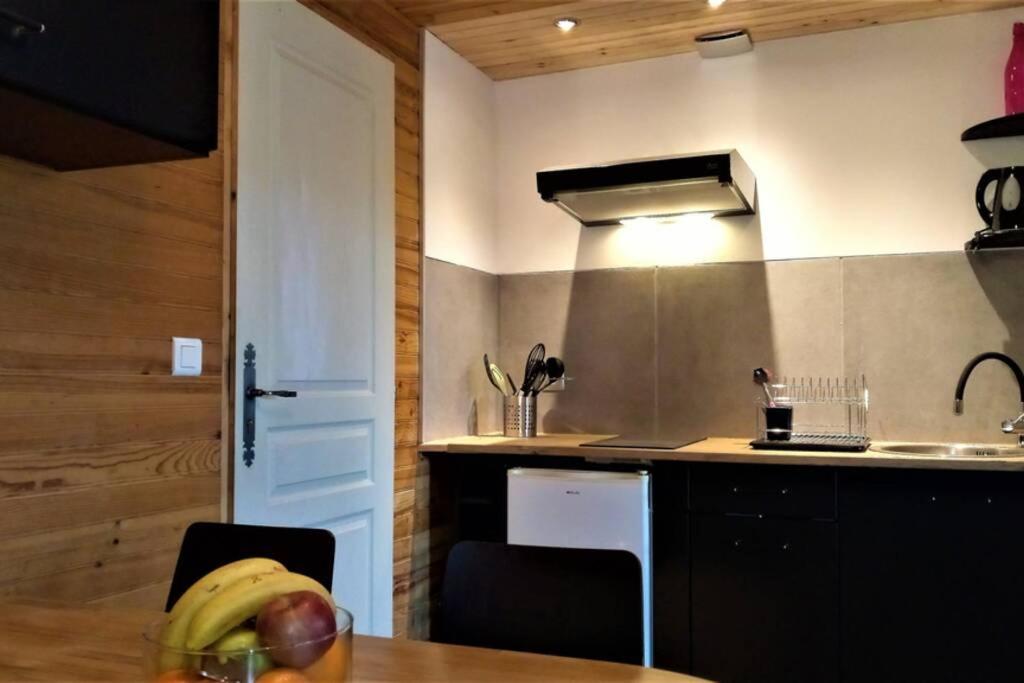 Studio 32M2 - Dans Propriete Avec Vue Imprenable Sur Le Lac Du Salagou Liausson Dış mekan fotoğraf