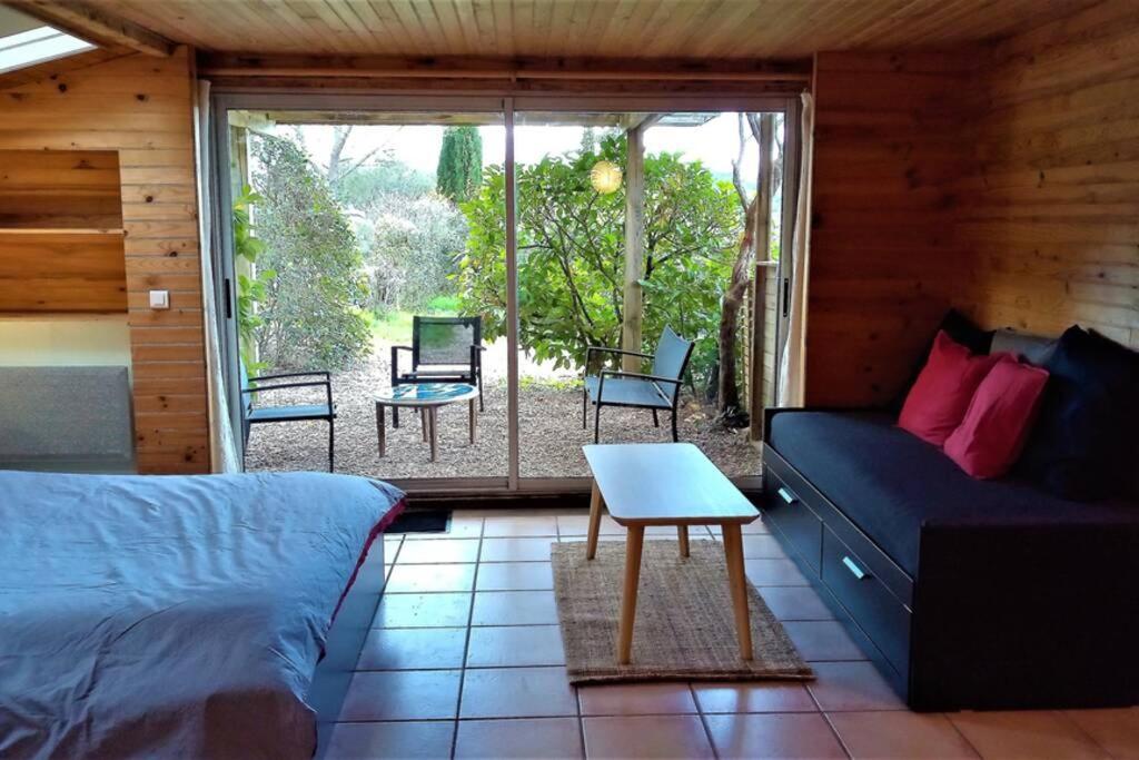 Studio 32M2 - Dans Propriete Avec Vue Imprenable Sur Le Lac Du Salagou Liausson Dış mekan fotoğraf
